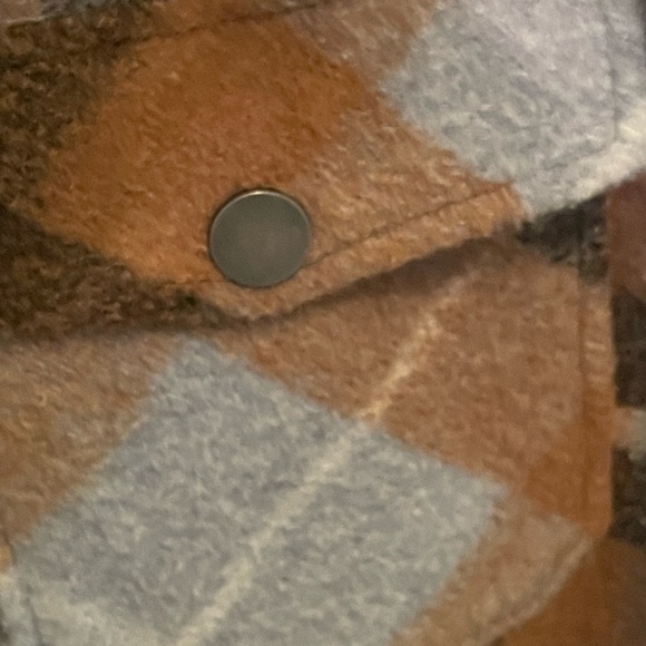 ONLY Shacket - Picture 3 of 4